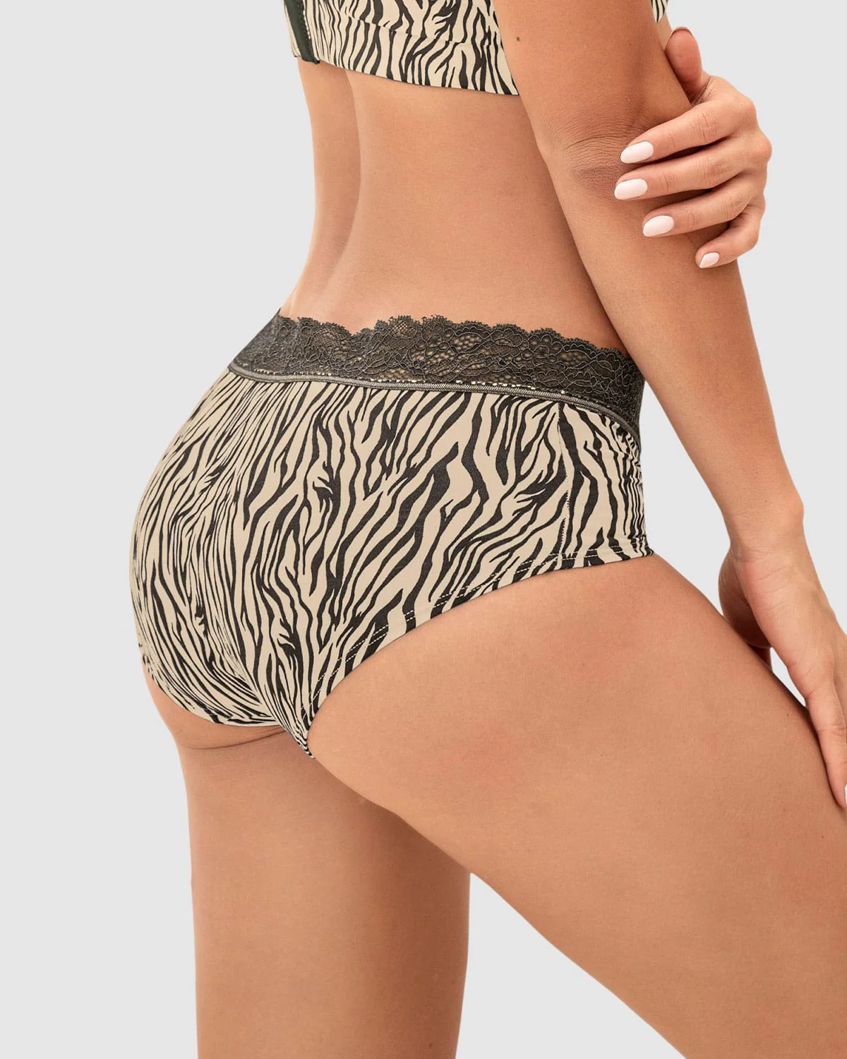 3-Pack Lace Trim Hipster Knickers in Stretch Cotton - Image 12