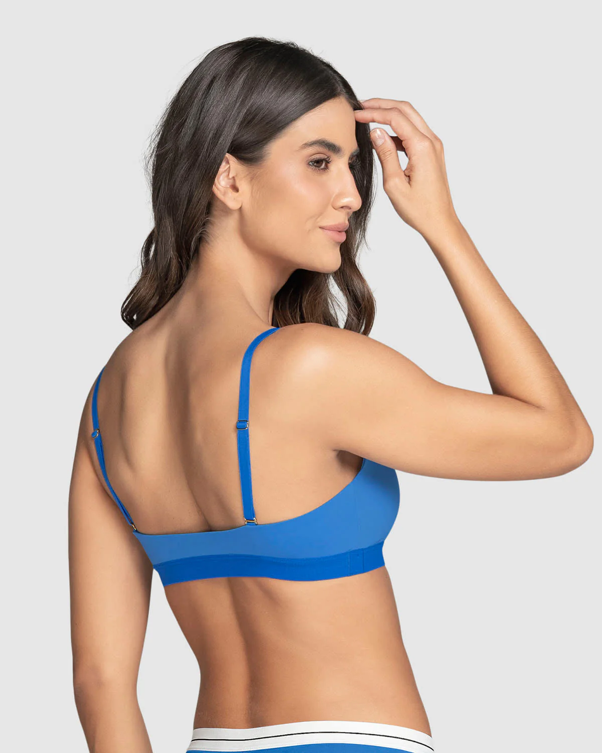 Pullover Bralette with Front Cutout - Image 12